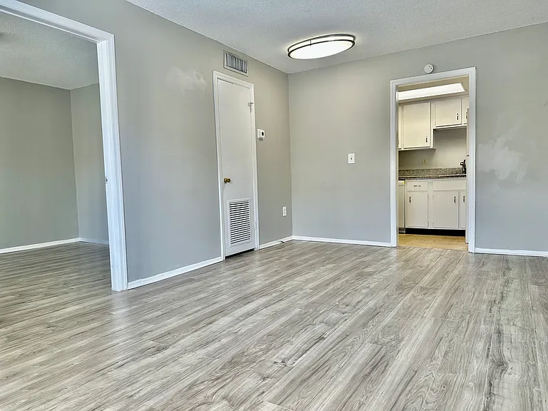 2517 Caper Ln #205 — Photo 4
