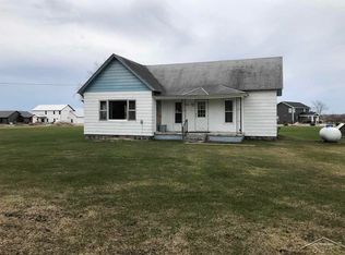 9105 Webster Rd, Freeland, MI 48623