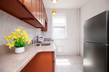 Sold by Winzone Realty Inc