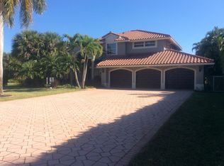 19275 Cloister, Boca Raton, FL 33498