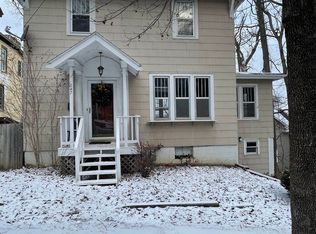 647 Chestnut St, Dubuque, IA 52001