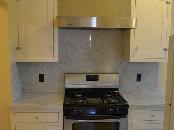 STAINLESS STEEL GAS STOVE