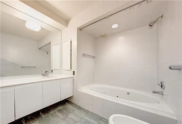 Rented by (Legacy) Elegran | media 4