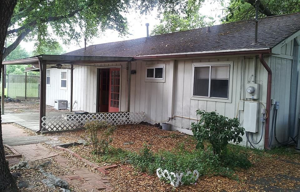 1st image of 10949 Fullerton Dr