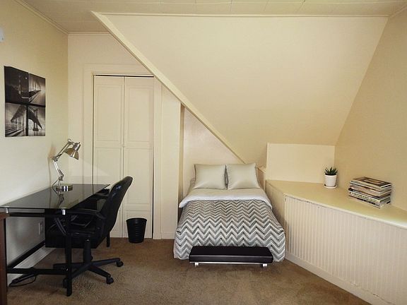 2nd image of 113 Comstock Pl Room 9