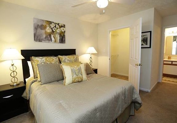 Private master bedroom
