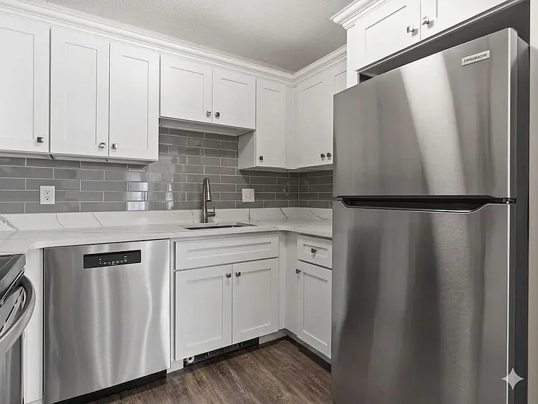 10 Rutledge St #3G — Photo 5