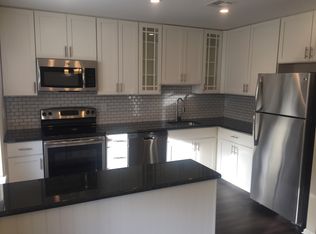 411 W Conestoga Rd APT 34, Devon, PA 19333