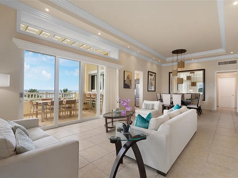 500 Ocean Dr #553 — Photo 5