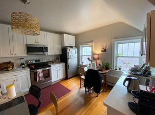 42 Hidden St FLOOR 3, Providence, RI 02906