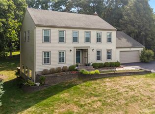 6 Walnut Hill Dr, Spencerport, NY 14559