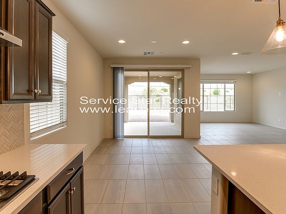4th image of 32476 N 133rd Dr