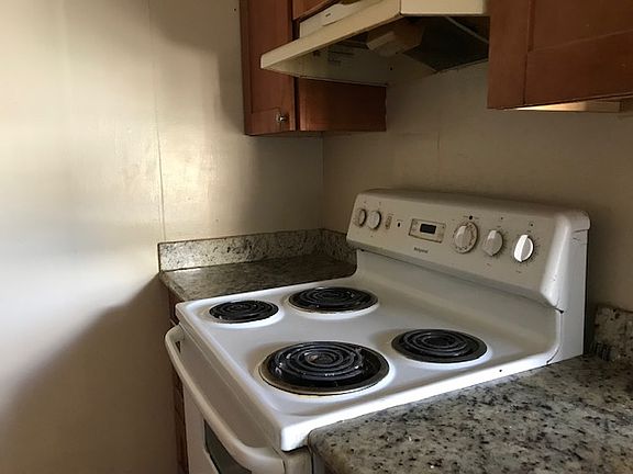 3rd image of 455 S 8th St APT 12