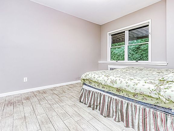 2nd image of 14 Dalewood Dr