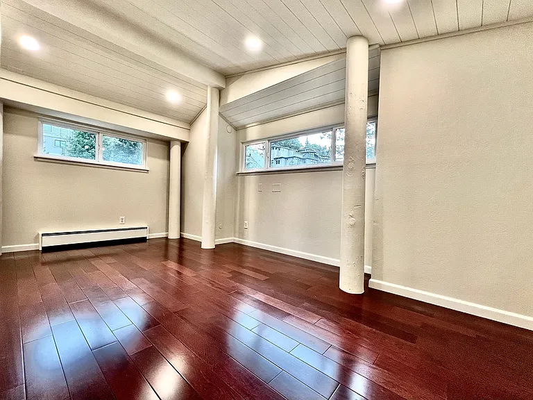 7765 Claremont Ave — Photo 29