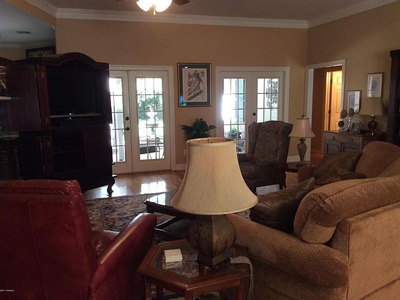 4th image of 401 Goodwood Cir