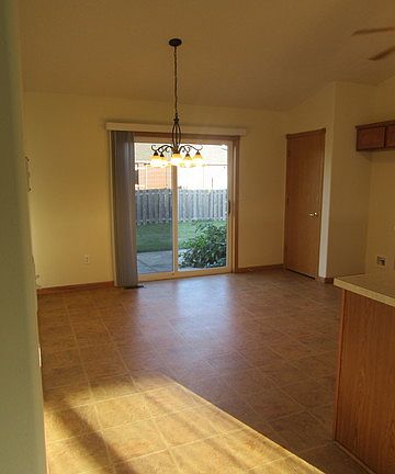 5th image of 1349 California St