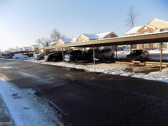 3rd image of 30695 Hidden Pines Ln