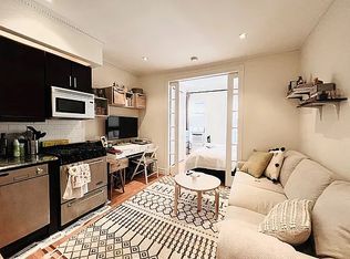 322 E 74th St APT 4A, New York, NY 10021