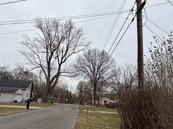 5th image of 780 Westview Dr
