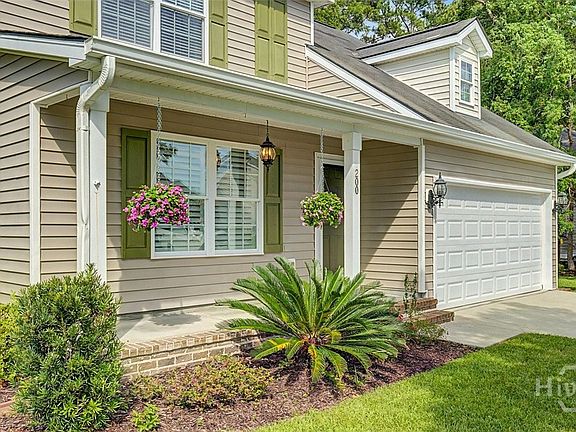 4th image of 200 Sawgrass Drive