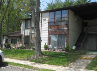 86 Arrowood Rd UNIT H, Manalapan, NJ 07726