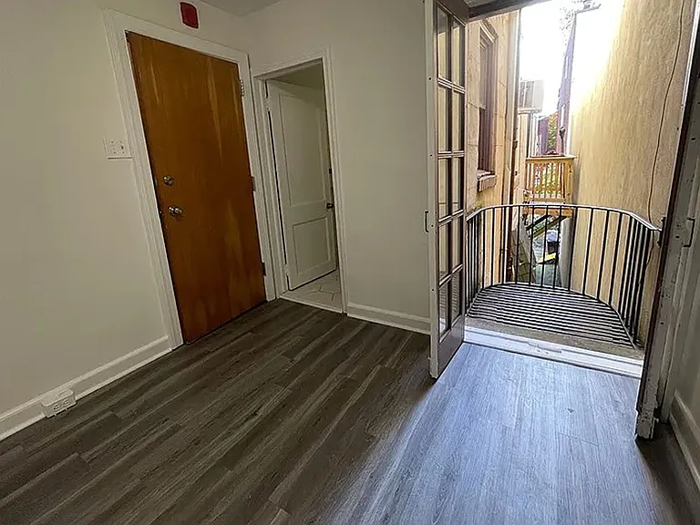 785 S 2nd St #2FF — Photo 8