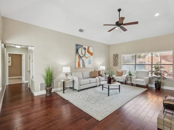373 Phillips Dr, Coppell, TX 75019