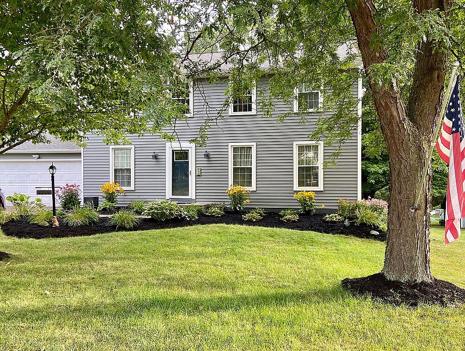 1st image of 2433 Silver Springs Dr