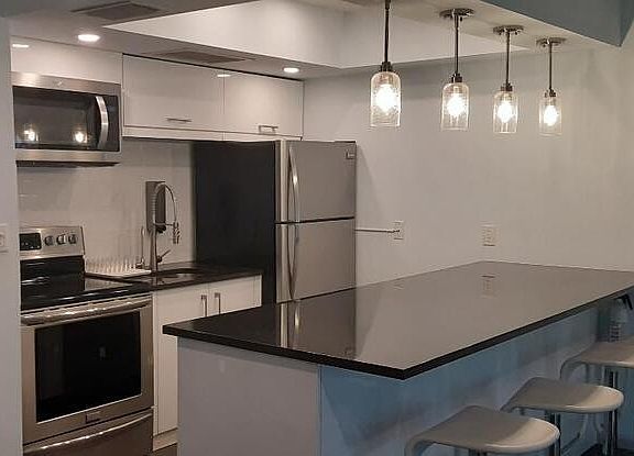 2nd image of 16 Bobolink Ct Unit B