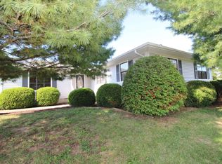 305 Kelly Dr, Taylorsville, KY 40071