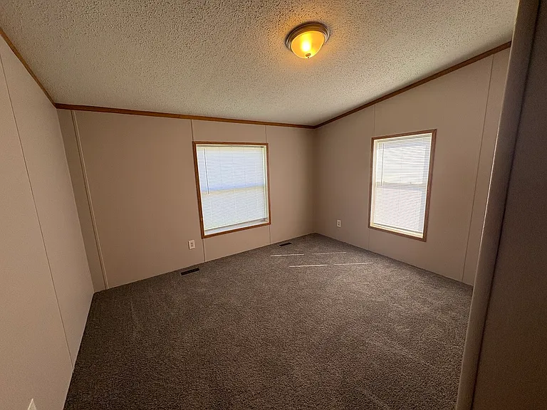9480 Foxwell Cir — Photo 10