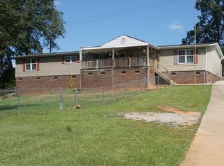 218 Carson Dr, Gaffney, SC 29340