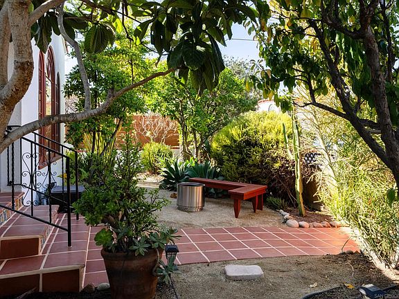 5th image of 3077 Landis St