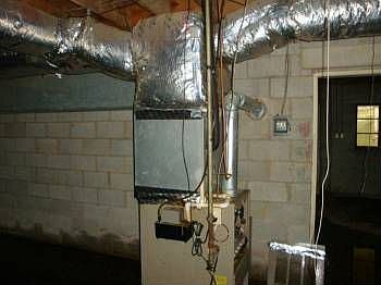 3rd image of 534 Farley Ave