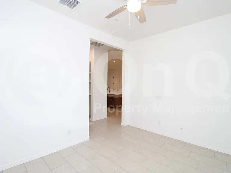 29352 N 136th Ln — Photo 9