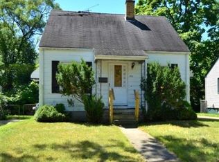 193 Fulton St, Pontiac, MI 48341