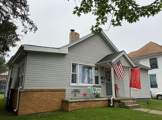 2213 Prairie Ave, Mattoon, IL 61938