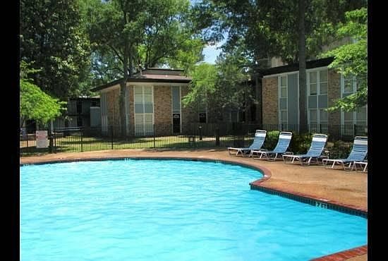 1st image of 487 N Highland St APT 32