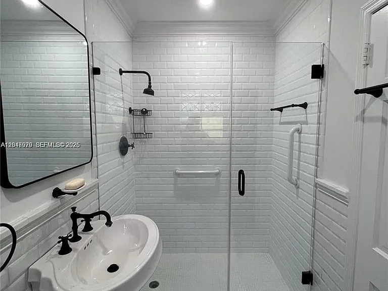 1452 Urbino Ave — Photo 9