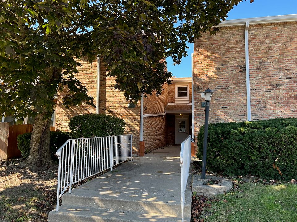 1st image of 1930 Kenilworth Cir APT B