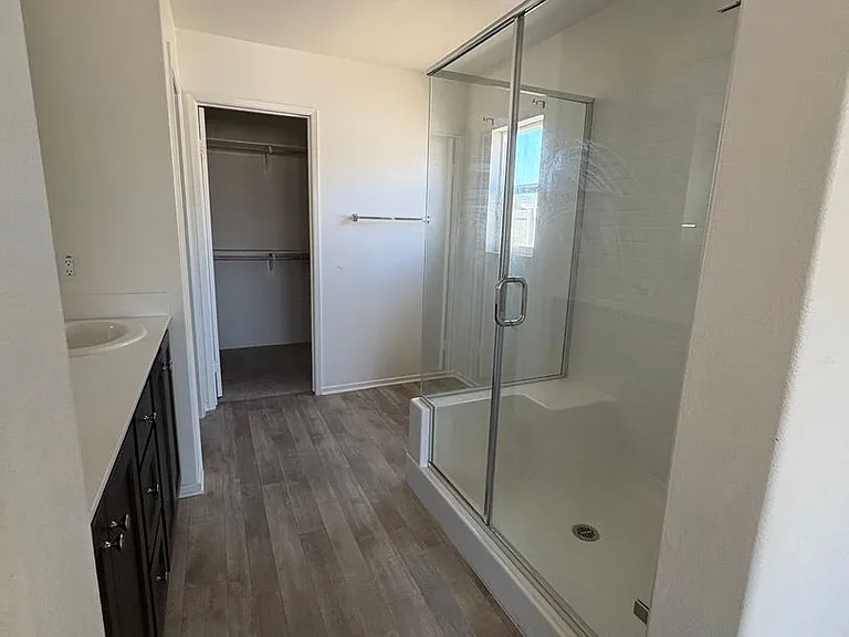 1460 Caprice Ct — Photo 7