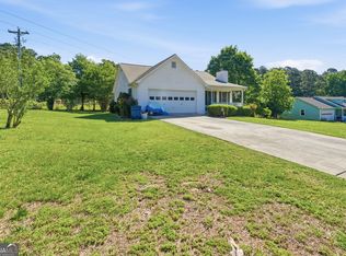 800 Lodgeview Dr, Bethlehem, GA 30620