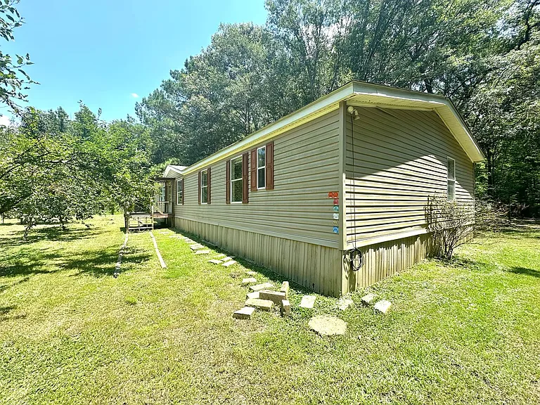 680 River Rd — Photo 11
