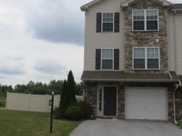 710 Rachel Dr, York, PA 17404