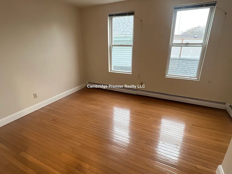 279 Pearl St #2L — Photo 5