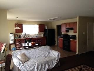 3rd image of 1019 Crow Ct