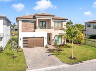 8567 Crystal Downs Ave, Boca Raton, FL 33434