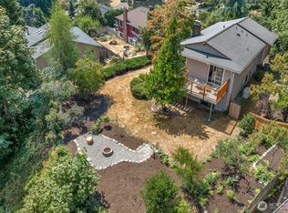 19524 53rd Avenue NE, Lake Forest Park, WA 98155