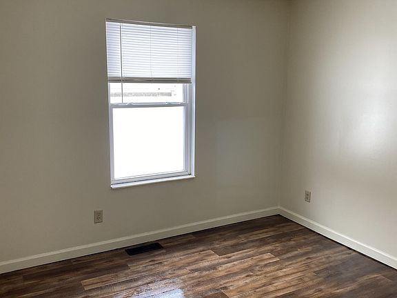 2nd image of 2789 Cattail Rd
